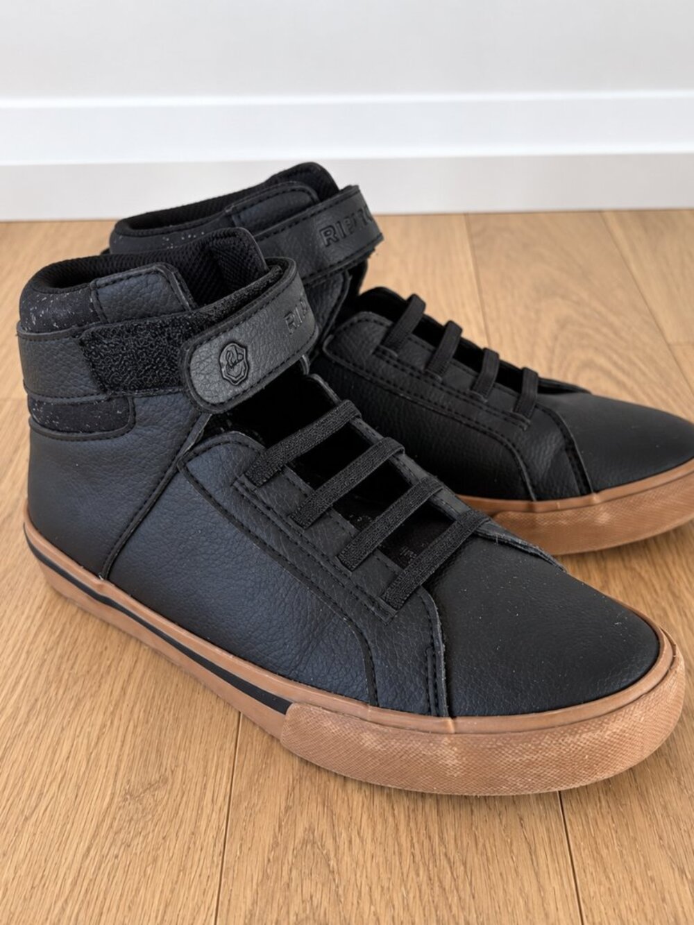 Ripzone Boys Fadeaway Black High Top Sneakers Size 2